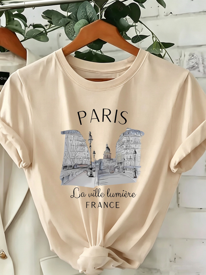 Street Fashion Paris 2025 - Damska koszulka z nadrukiem Paryża -