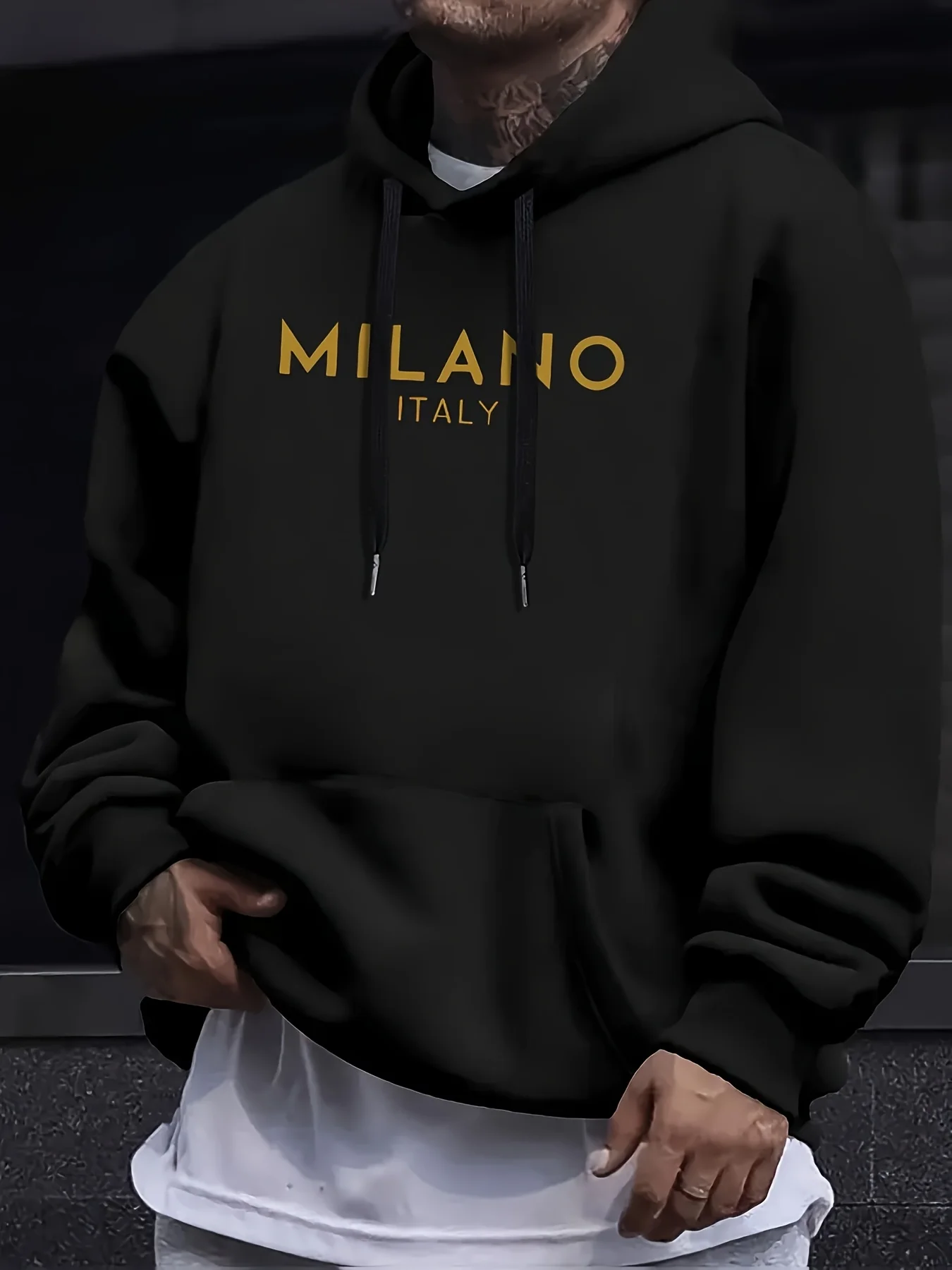 Bluza z kapturem na jesień i z – Street Fashion Milano recenzja i cena