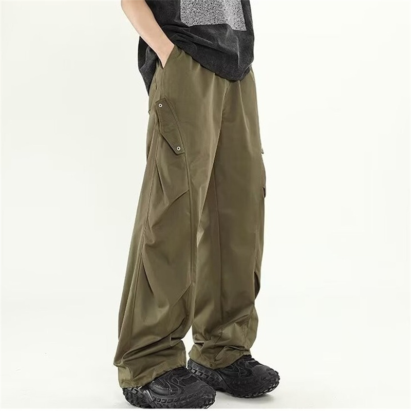 Czarne kreskówkowe spodnie car – Cargo Pant Wide recenzja i cena