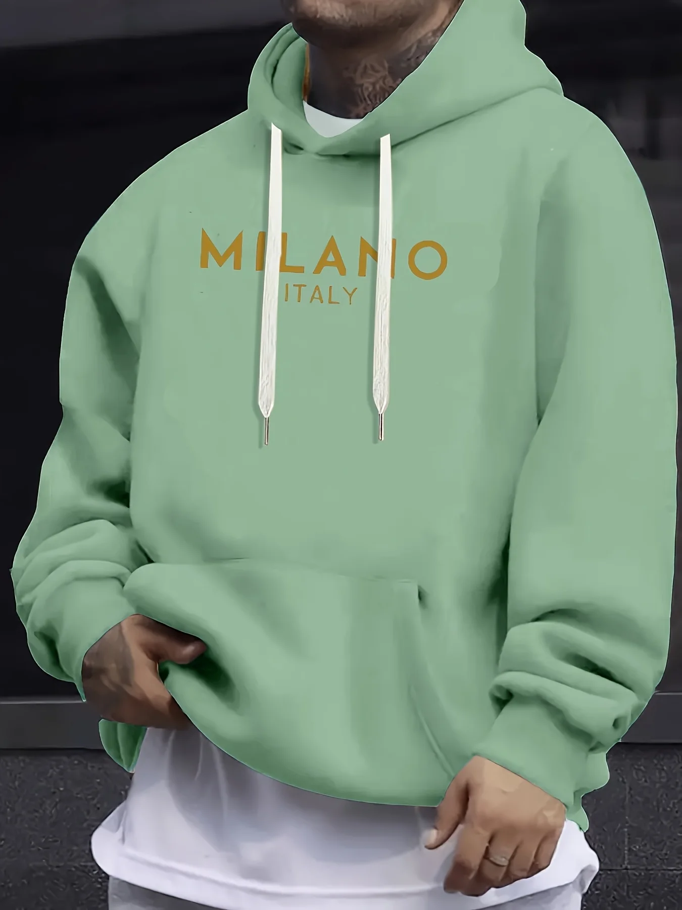 Bluza z kapturem na jesień i z – Street Fashion Milano recenzja i cena